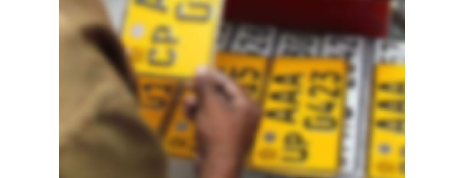 වාහන අංක තහඩු කඩිනමින් නිකුත් කරන්න වැඩපිළිවෙළක්